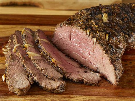 grilling tri tip steak on gas grill